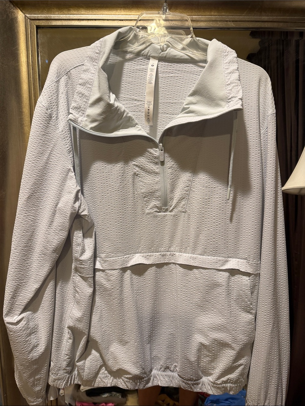 lululemon athletica light gray lightweight textured pullover 14
